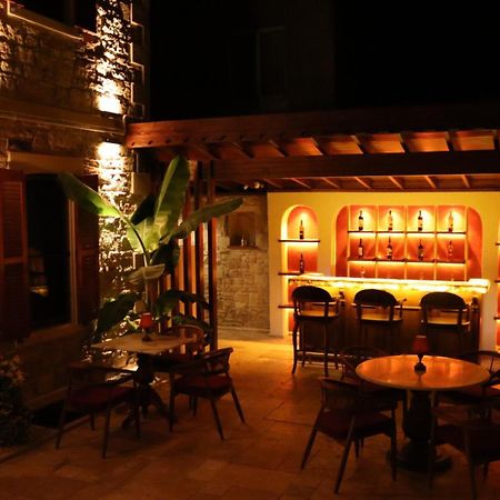 Dionysos 1789 Boutique Hotel Foça Eksteriør billede