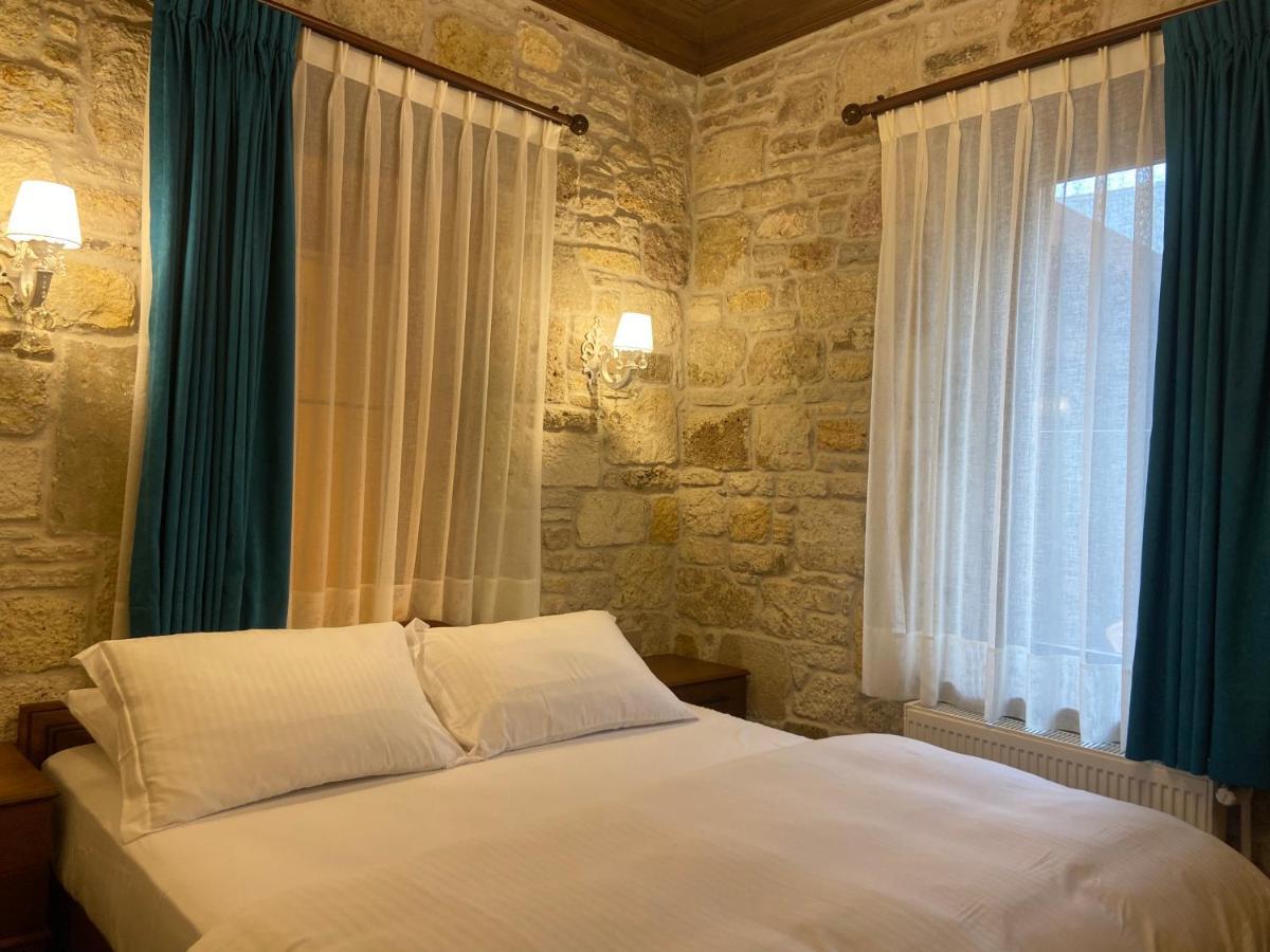 Dionysos 1789 Boutique Hotel Foça Eksteriør billede