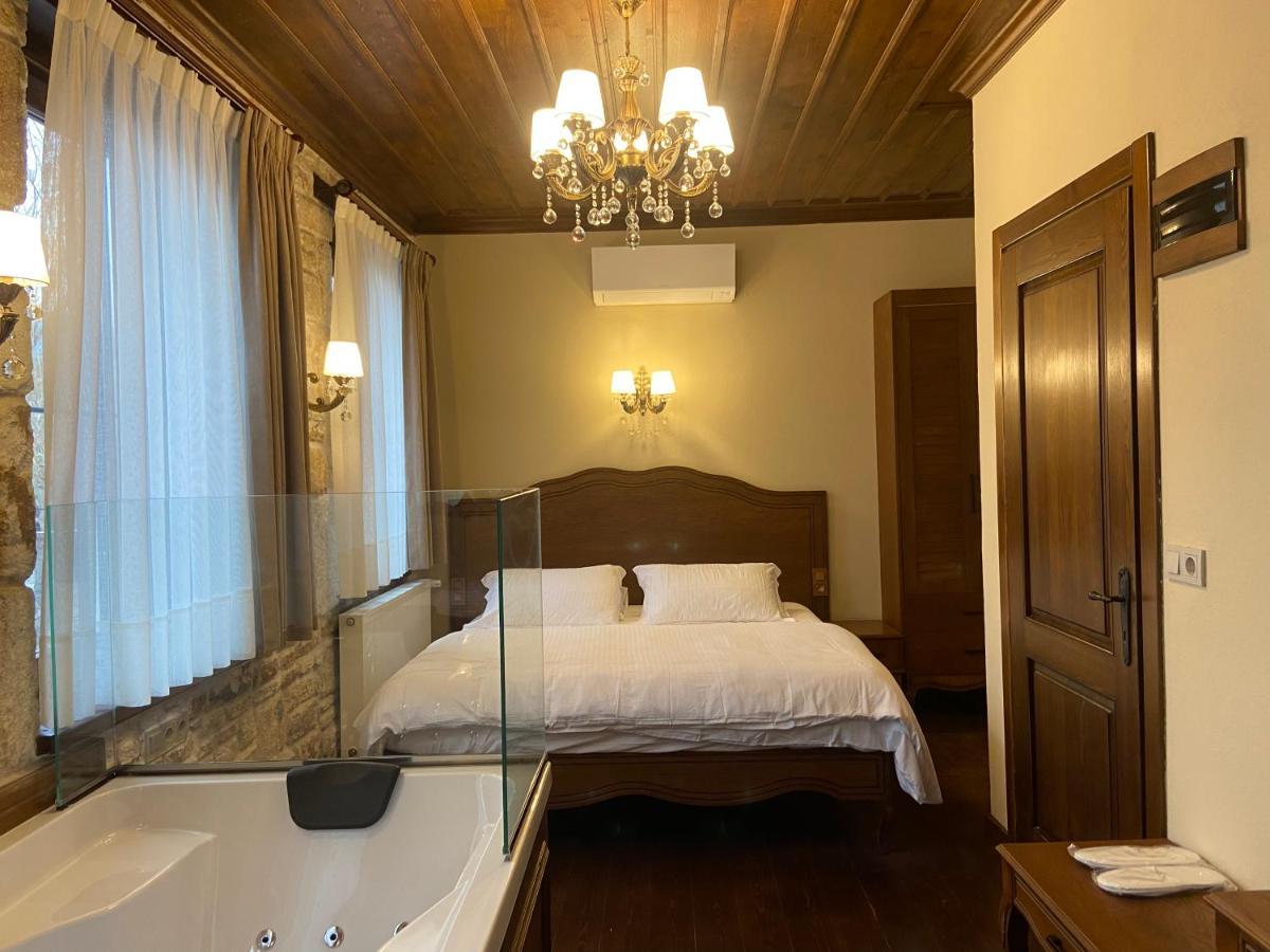 Dionysos 1789 Boutique Hotel Foça Eksteriør billede