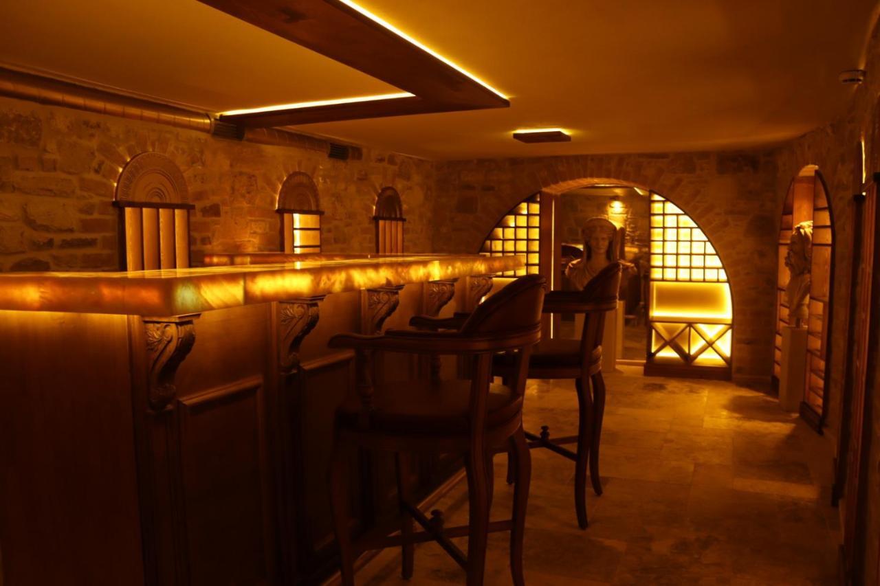 Dionysos 1789 Boutique Hotel Foça Eksteriør billede