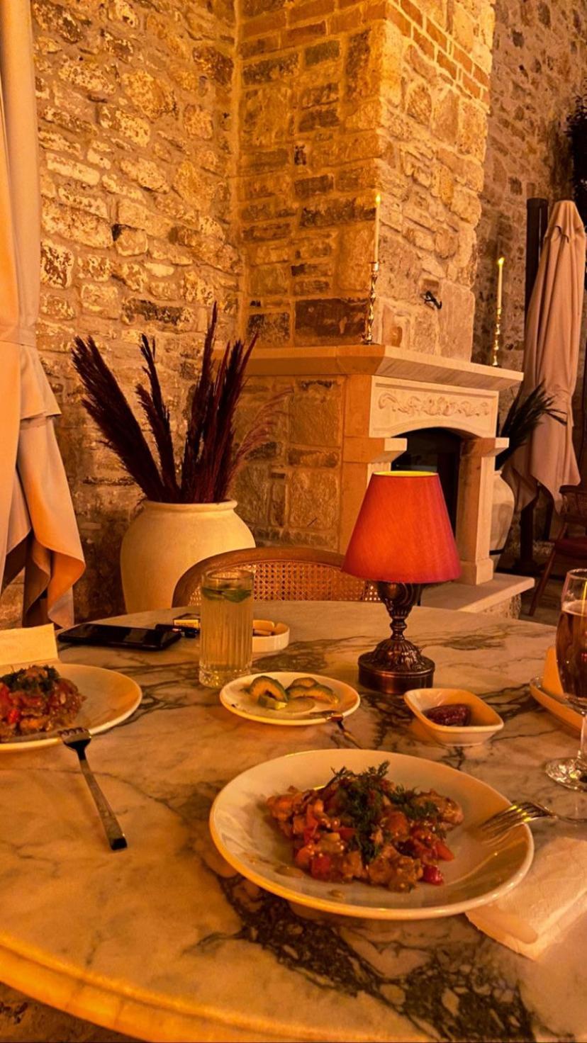 Dionysos 1789 Boutique Hotel Foça Eksteriør billede
